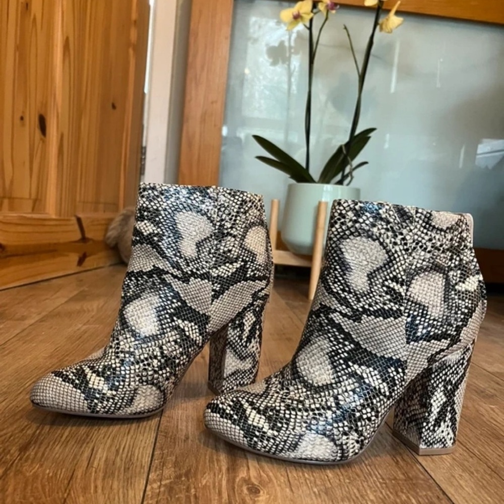 JustFab Black and White Snakeskin Ankle Boots